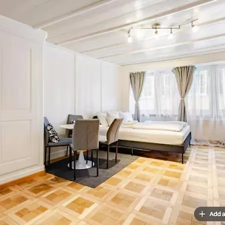 Center With Ac In Old Town Zurich